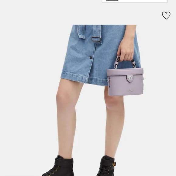 New Coach - Picture 4 of 7